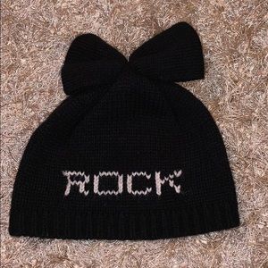 Women’s one size fits all Betsey Johnson beanie